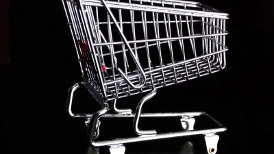 Market reyonunda hırdavat ürünleri